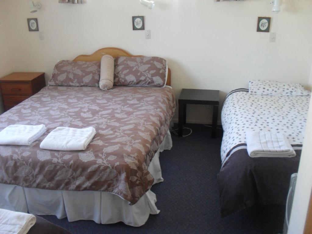 נאפייר Bay Beauty Motel חדר תמונה