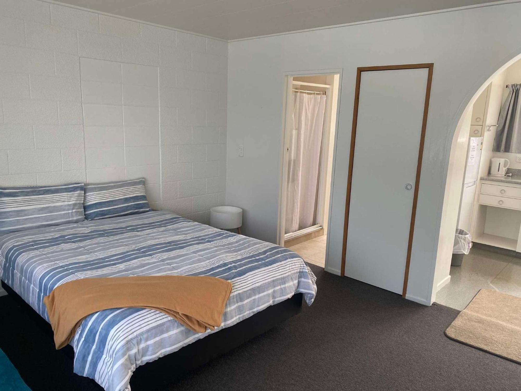 נאפייר Bay Beauty Motel מראה חיצוני תמונה